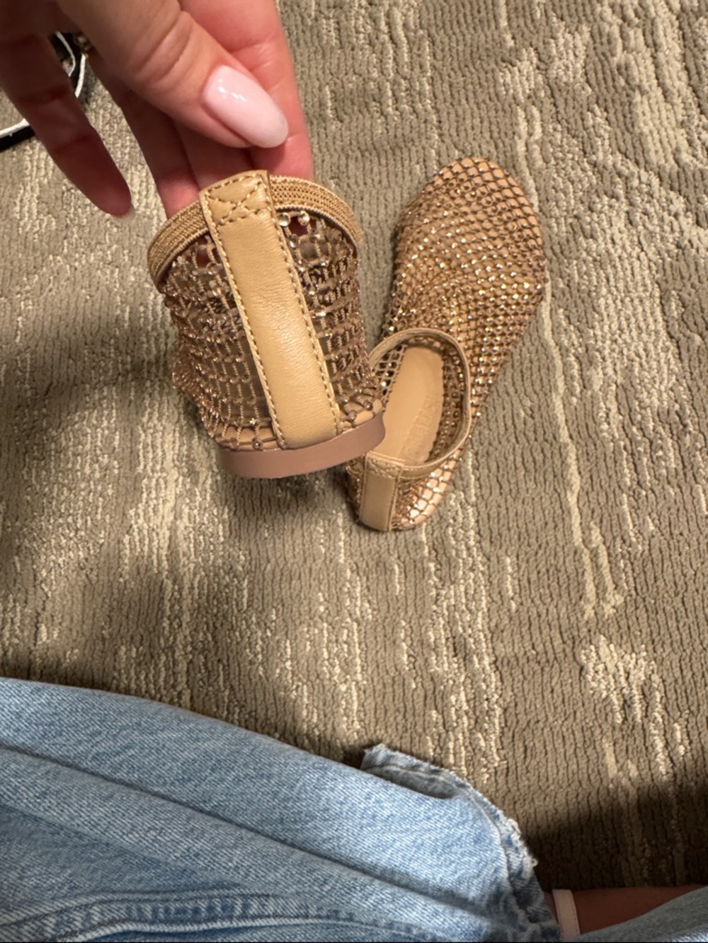 Steve Madden Nude/Tan Mesh Crystal Flats never worn - Picture 3 of 4